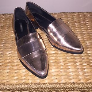 Forever 21 Rose gold loafer